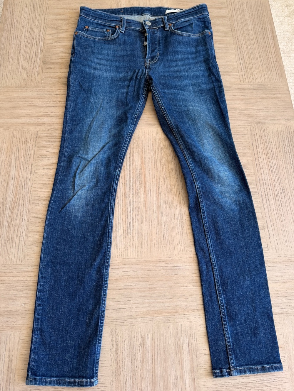 AllSaints Men's Cigarette Jeans Size 32 X 32 Button Fly EUC Medium Blue Denim